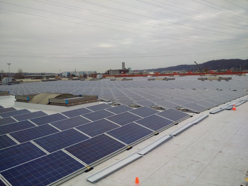 realisation-installation-panneaux-solaires-photovoltaiques-abinbev-jupiler-jupille-7