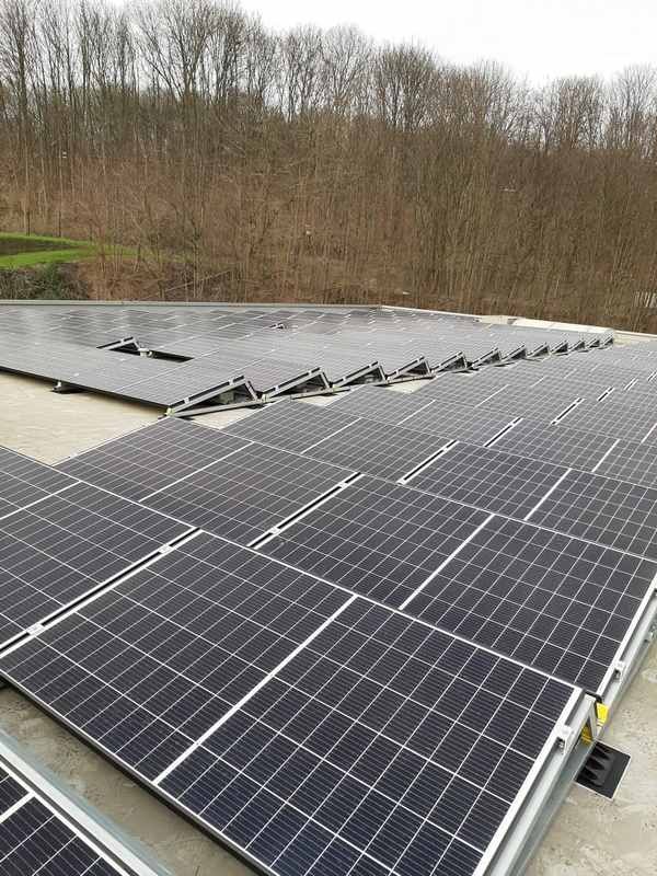 installation-1369-panneaux-solaires-bruxelles-scania-colas-dauvister-2