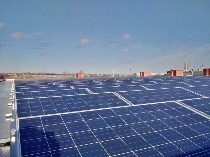 realisation-installation-panneaux-solaires-photovoltaiques-abinbev-jupiler-jupille-10